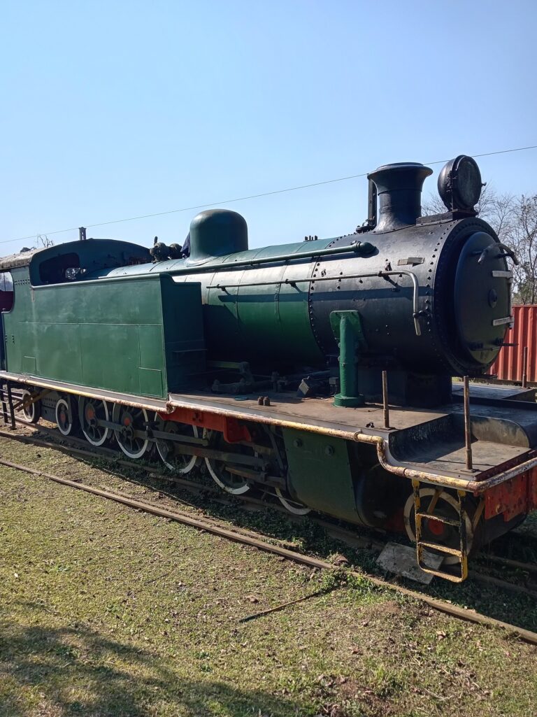 532916132 779156704620378 1810321870930955002 n 768x1025